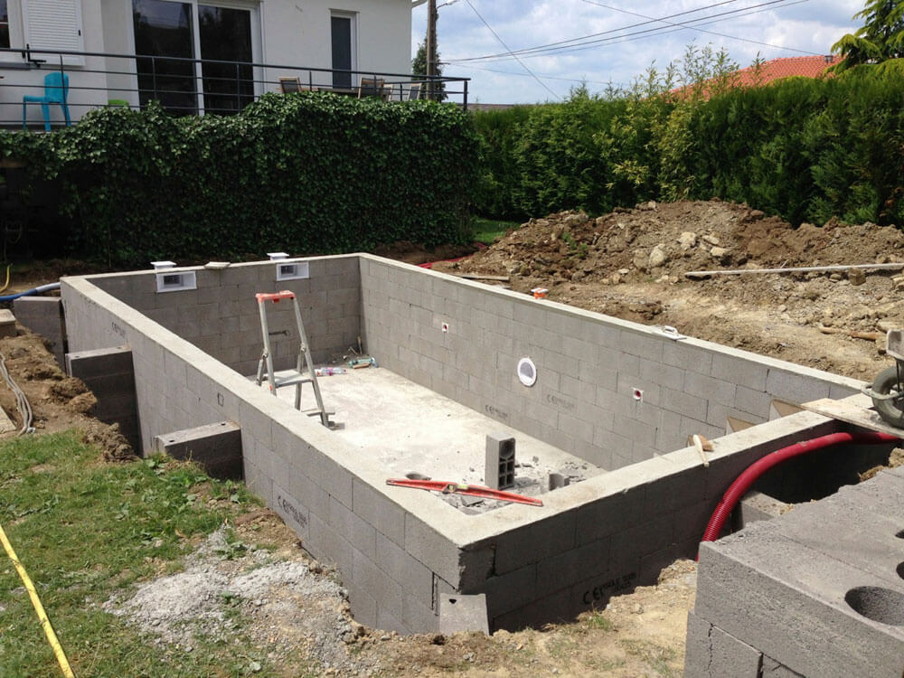 piscine beton traditionnel