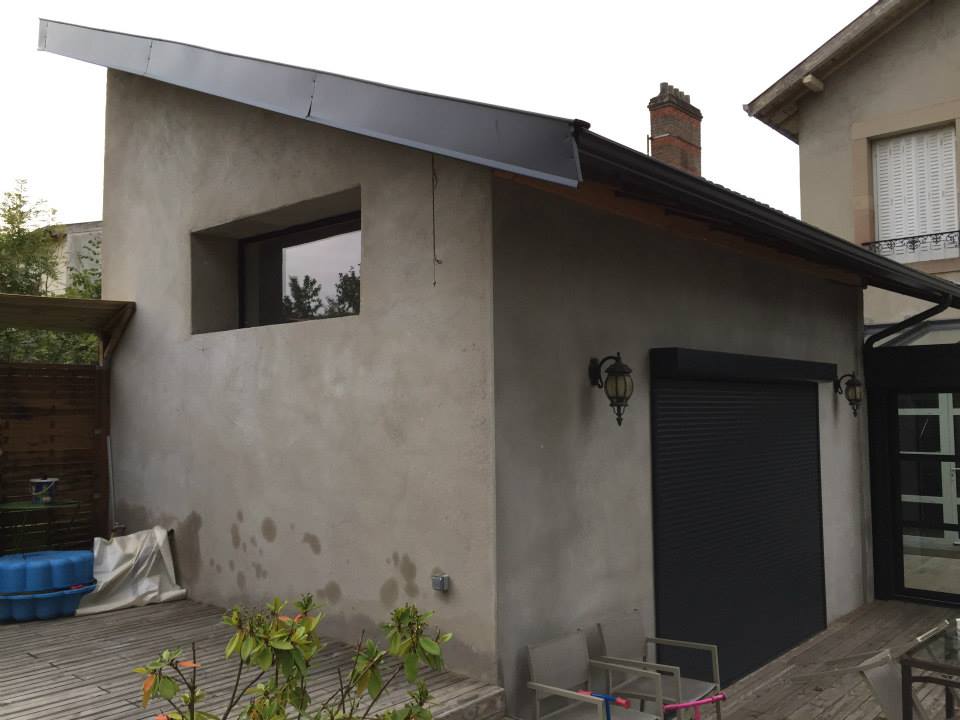AMI Lorraine - Ravalement de façade Custines (54 Meurthe-et-Moselle) - Application de deux couches de peinture sur les façades et boiseries